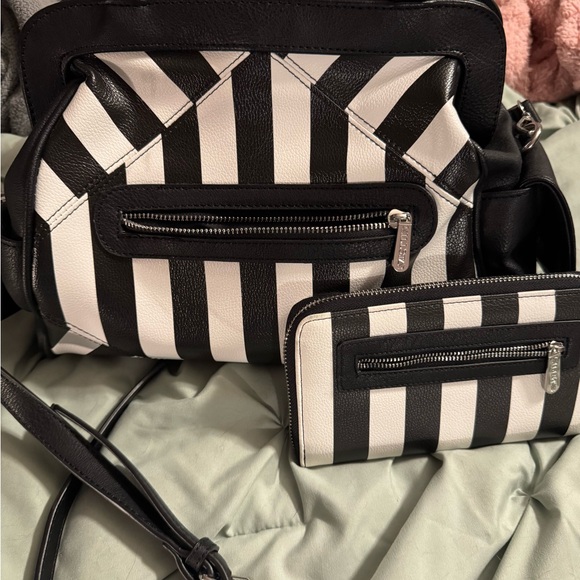 Killstar Black and White Striped Women's Bag Set - Picture 2 of 4